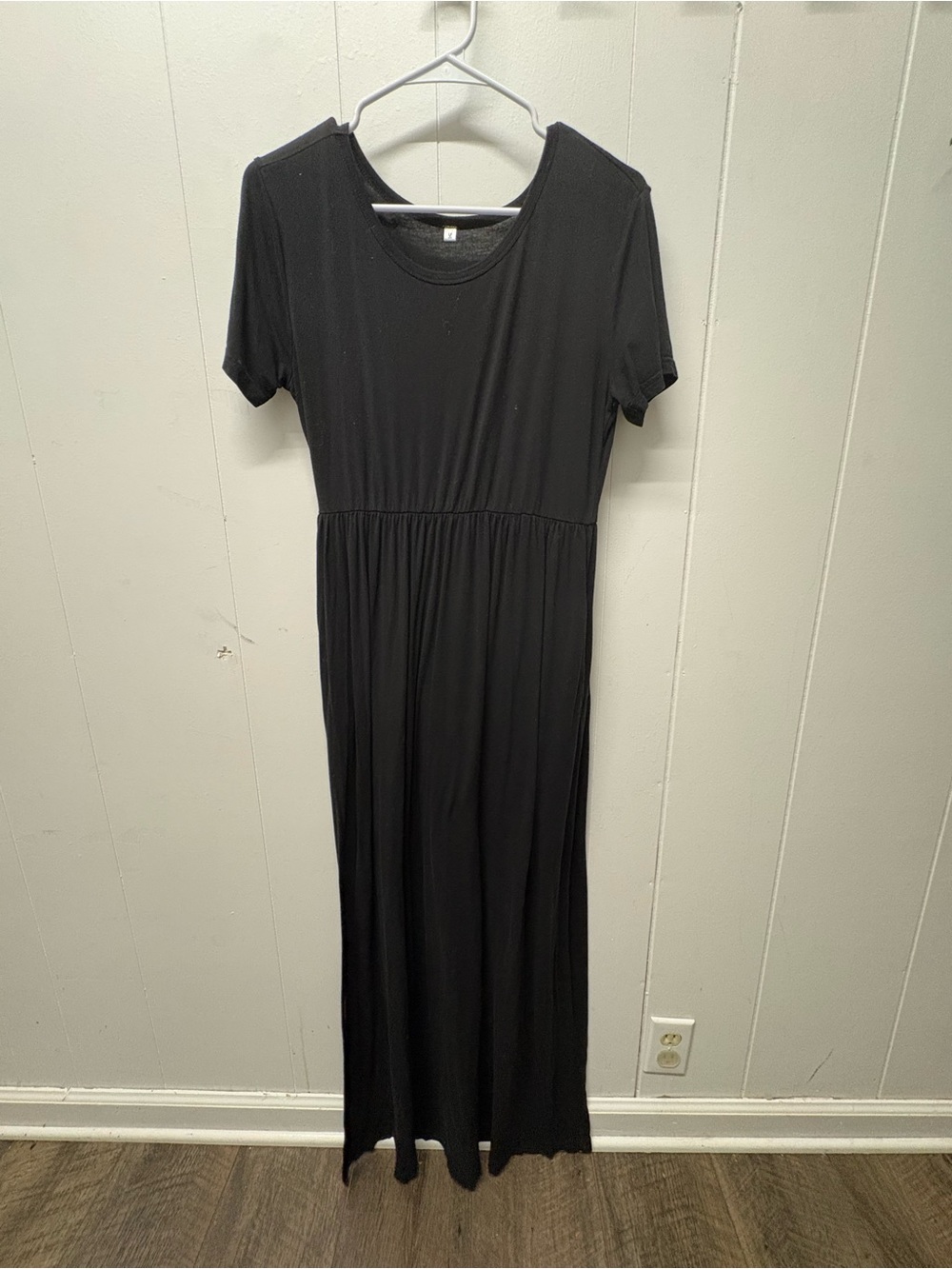 Amazon Black Short-Sleeve Maxi Dress
